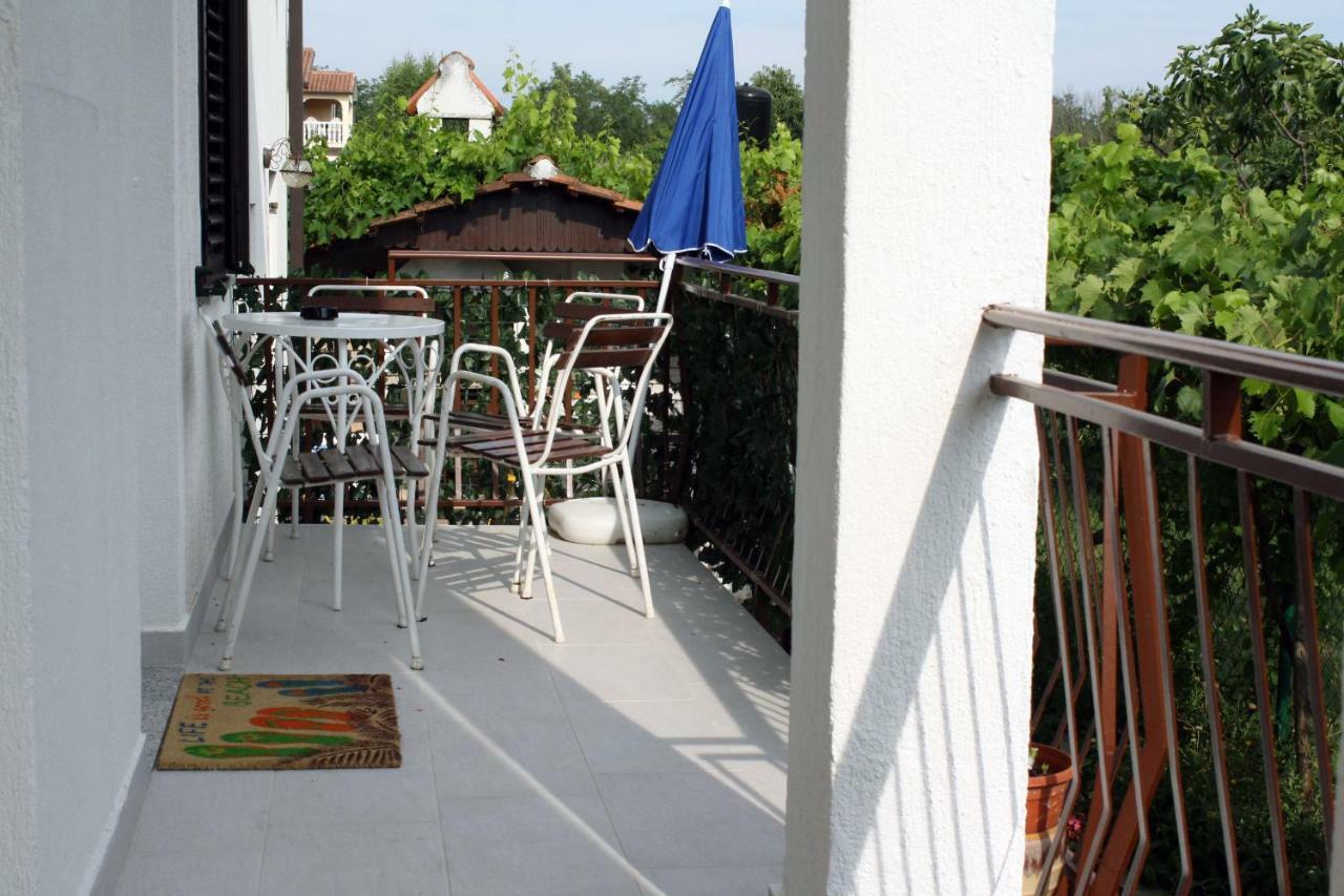 Apartment Vera Umag Exterior photo