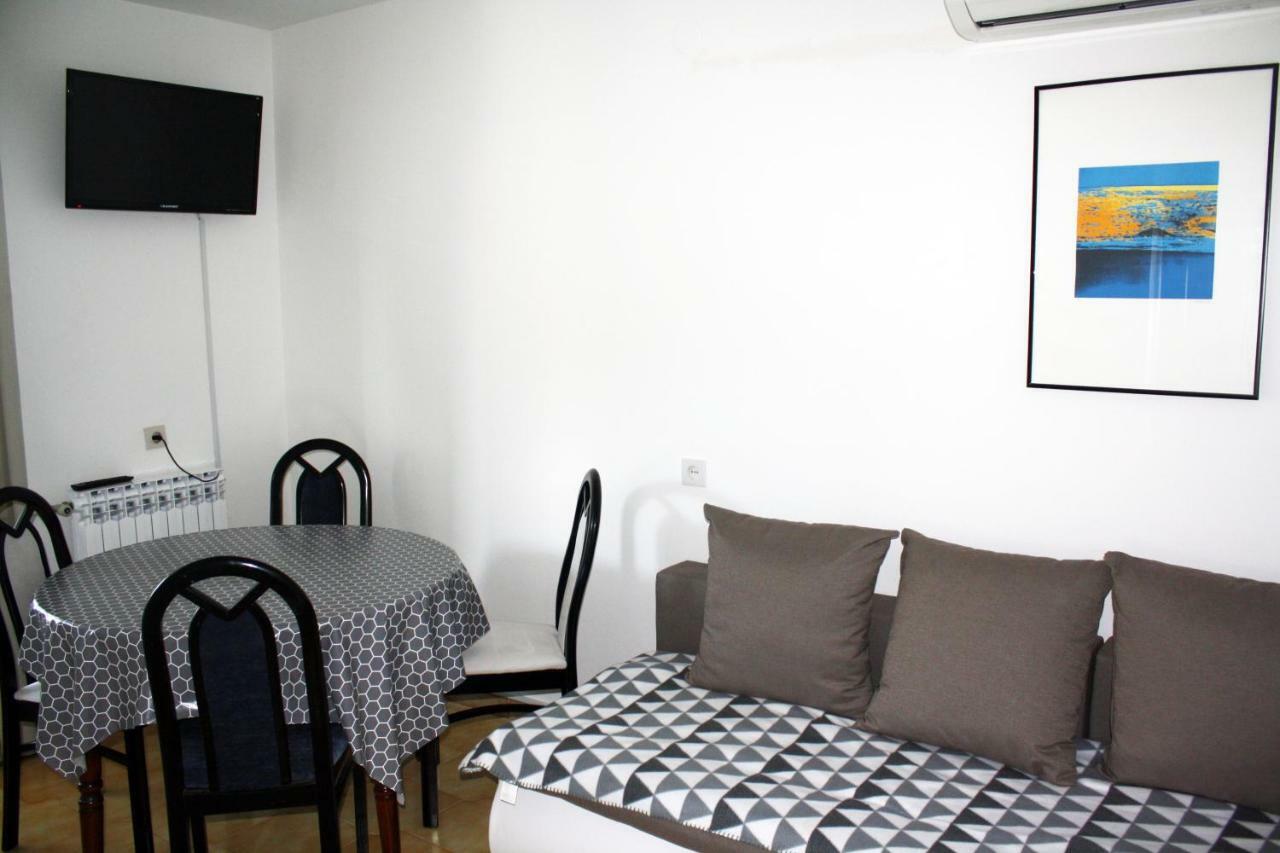 Apartment Vera Umag Exterior photo