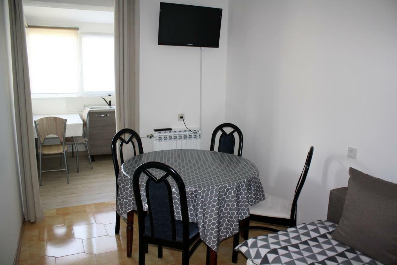 Apartment Vera Umag Exterior photo